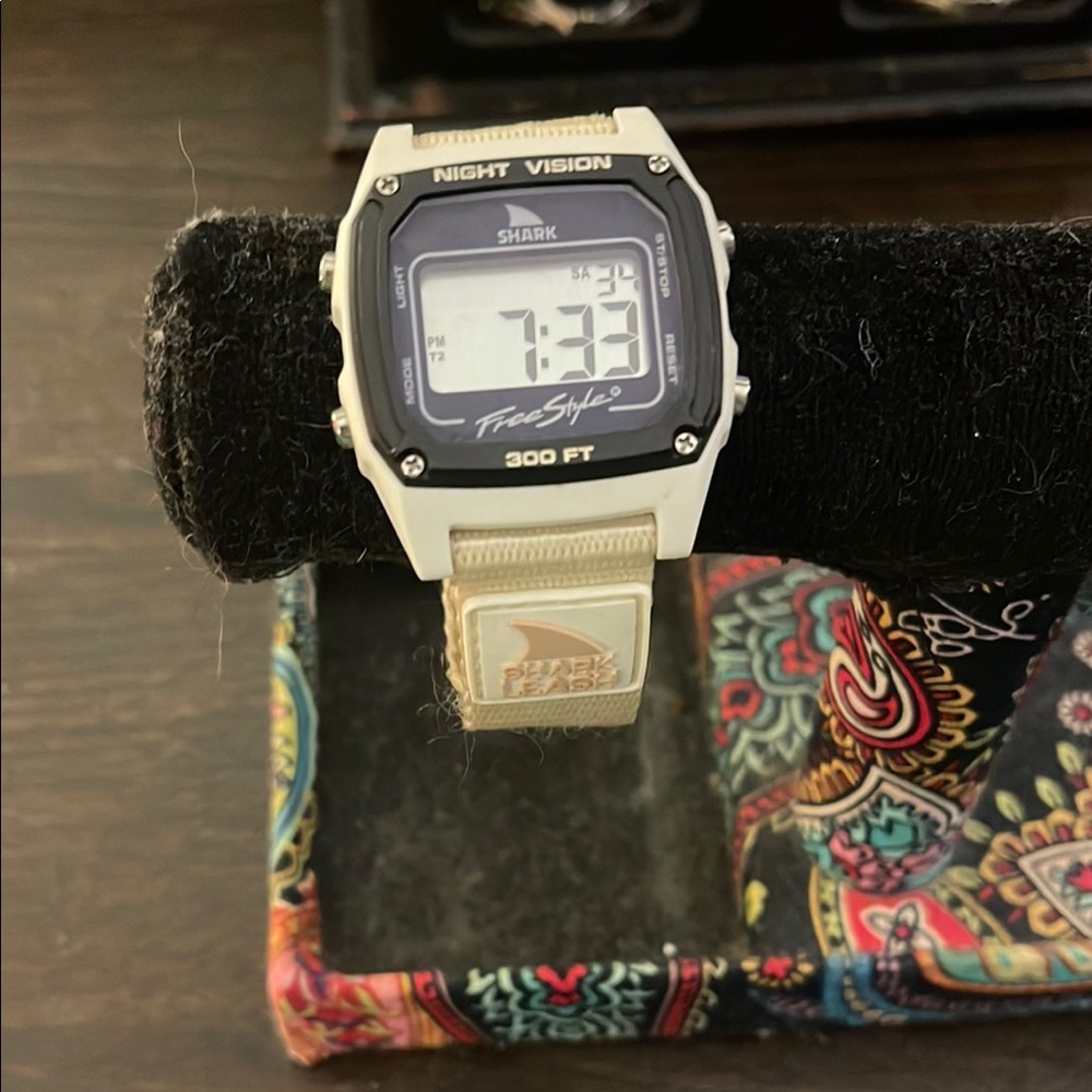 Freestyle Shark Classic Night Vision Watch - White